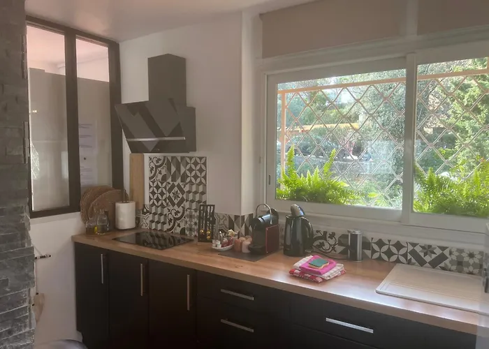 Magnifique Appartement à Cassis,Parking,2 pas du Port