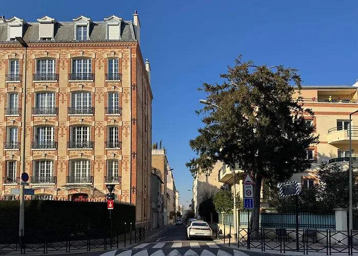 Le Soleil de La Défense ! Bail mobilité, un mois minimum