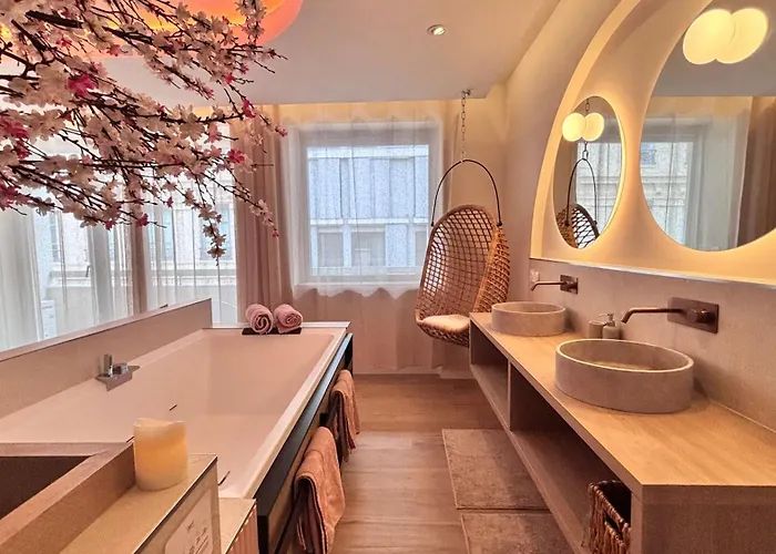 Blossom Suite-Hyper Centre Jacuzzi Balcon Clim