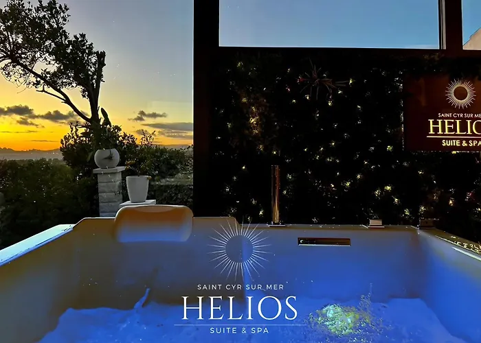 Jacuzzi Vue sur Mer Helios Suite&Spa