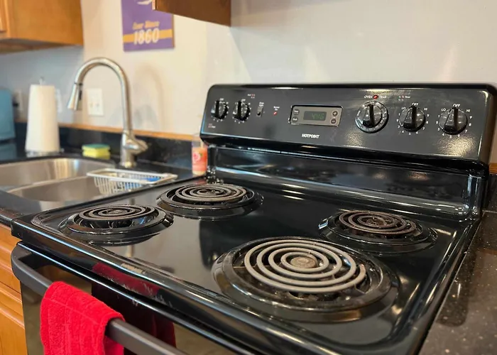 2 Bedroom With Pool & Washer Dryer
