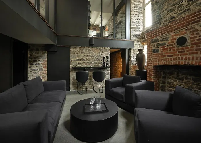 Maison Du