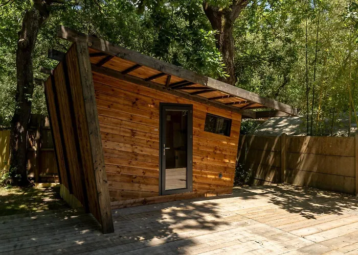 Villa: Lodging Le Lac