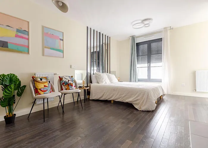 Studio Luxe - Vue Tour Eiffel - Proche Paris&Versailles