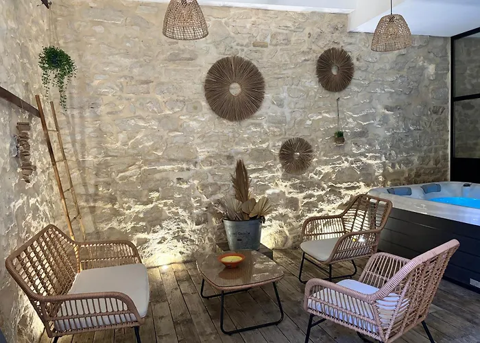 Gîte  domaine de l’oustal nau 