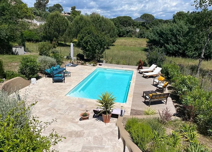 Magnifique appartement petit havre de paix Frejus