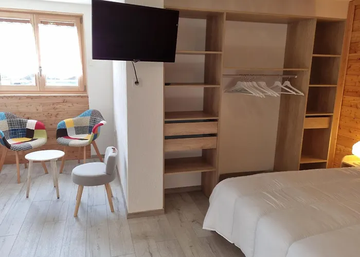 Estatico 2 - Apartment In Chalet 70 M2 Garden Level With 2 Bedrooms