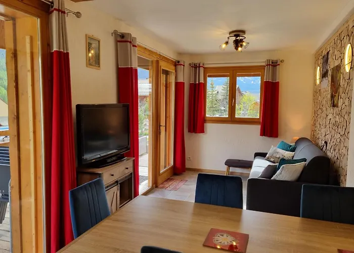 Estatico 2 - Apartment In Chalet 70 M2 Garden Level With 2 Bedrooms