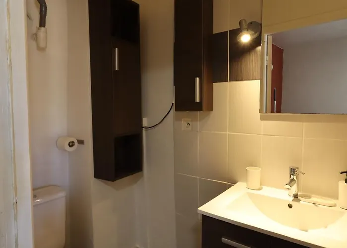 Studio cozy au coeur du village - Wifi - Netflix