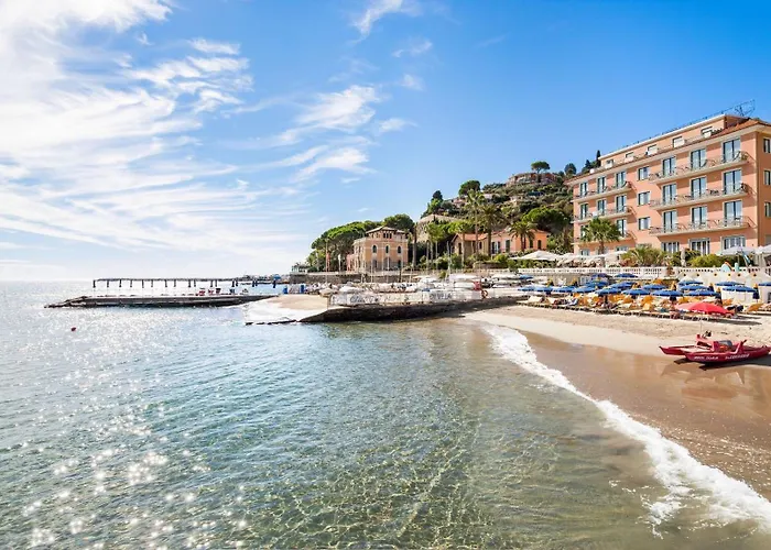 Hotel Golfo E Palme