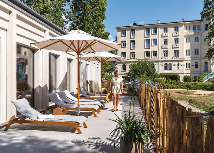 Hôtel avec tennis: Hôtel Morgat Le Grand Hôtel De La Mer