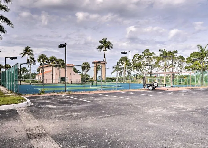 Exclusive 10,000 Islands Access: Naples Studio