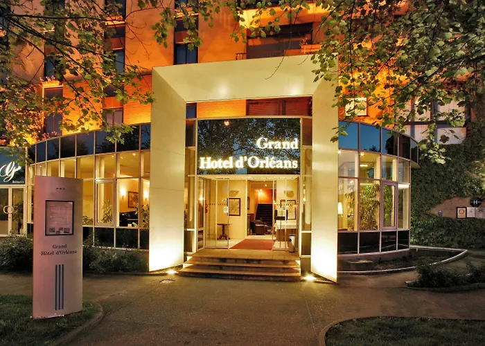 Resort: Logis Hotels Grand Hotel d'Orléans