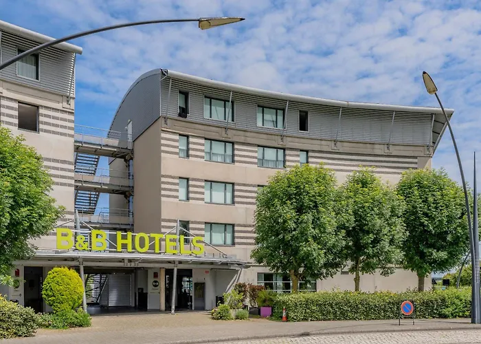 B&B HOTEL Calais Terminal Cité Europe 4 étoiles