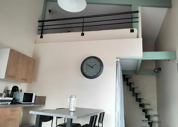 Petit studio cosy, calme absolu et indépendant