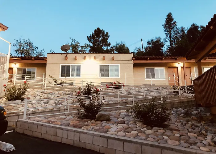 New American Inn & Suites
