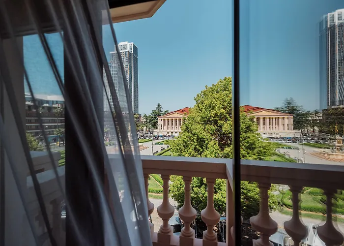  Golden Palace Batumi & Casino