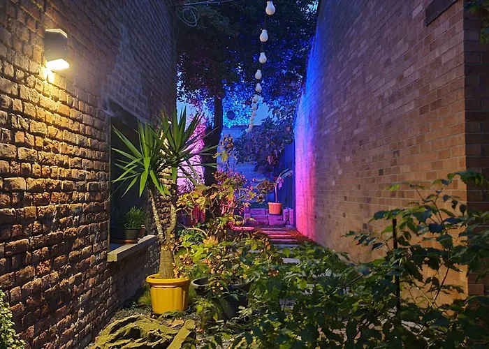 GARY Suite - Studio Cosy, Spa et jardin privatif à 4 min de Cambrai