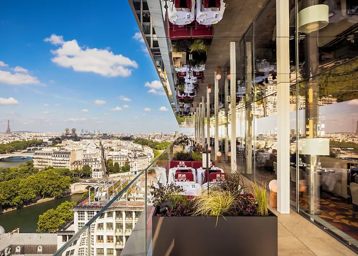 Hôtel: So/ Paris Hotel