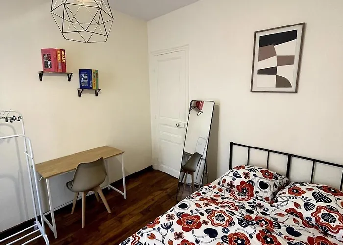 Elegant 2-bedroom apartment near Paris&Château de Vincennes