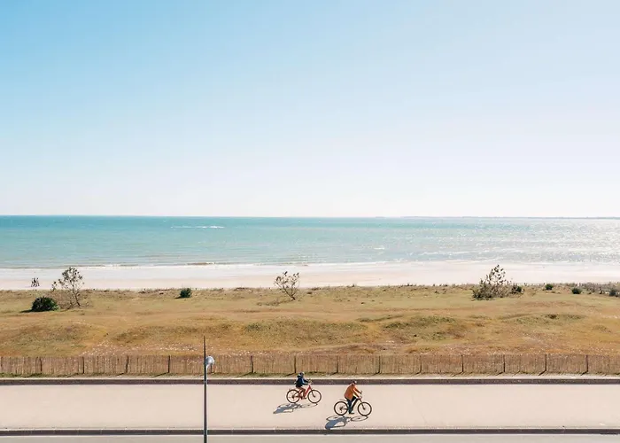 Studio cabine lumineux près de la plage avec parking et animaux acceptés - FR-1-477-108