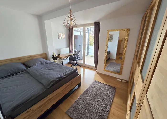Modernes Apartment Mit Xxl-Balkon
