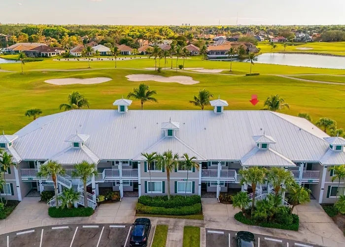 Greenlinks Golf View Villa Mustang At Lely Resort
