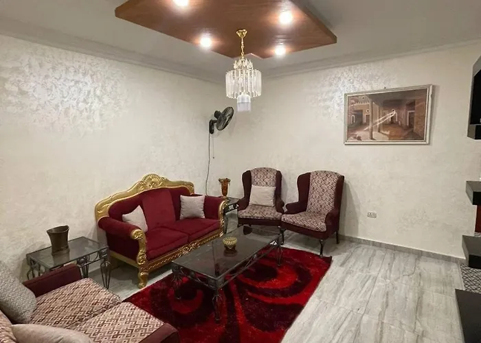 Toum'S Apartments