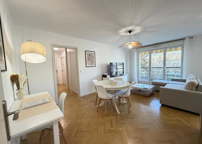 Robinson Stay - Modern 51M2 Apartment Near Paris