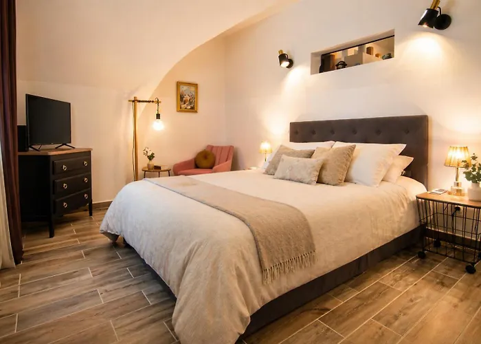 L'écrin du Pont du Gard - Appartement cosy rénové, centre Remoulins