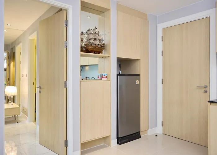 Pattaya Apartments l Guest Friendly l Waterpark Gym Sauna Jacuzzi