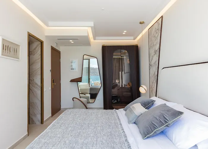 Hotel Jacuzzi Privatif Naiades Boutique - Adults Only