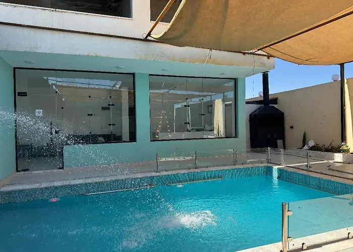 Airport Chalet مزرعة وشاليه المطار