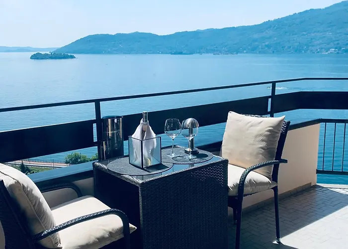 Suite Bijoux On Lake Maggiore