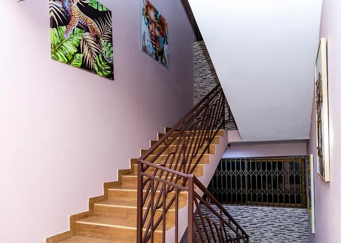 Maat Luxury Homes