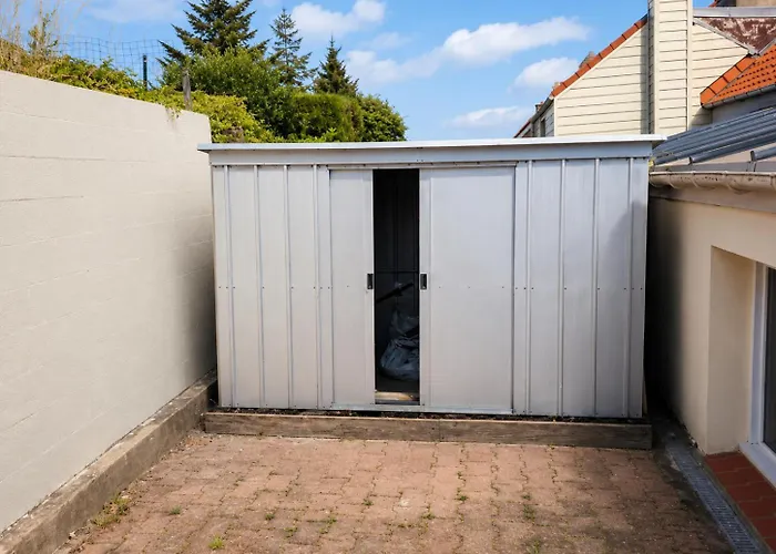 Maisonnette en duplex avec Jardin-Babyfoot et Billard
