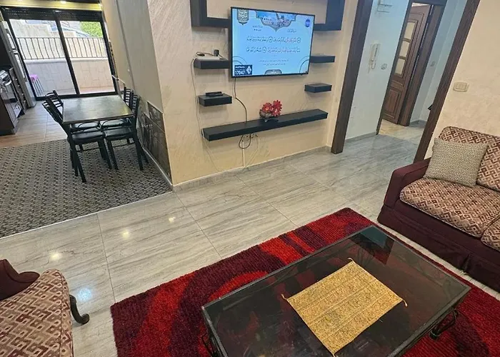 Toum'S Apartments