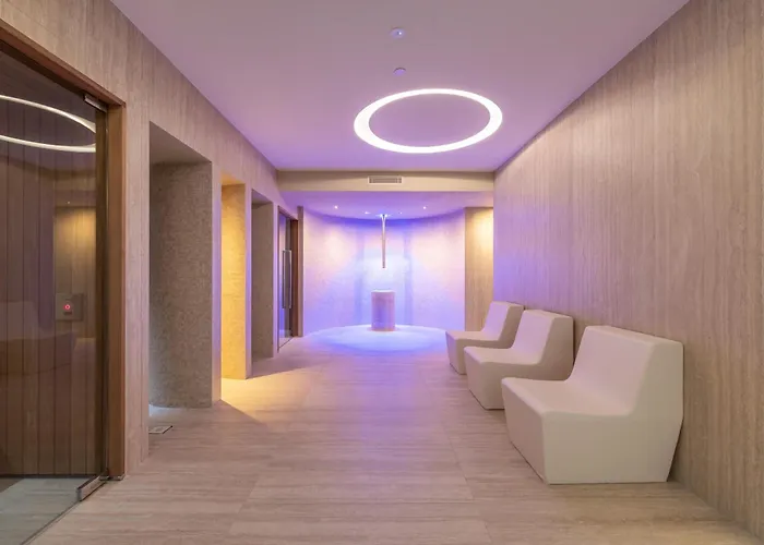  Europa Palace