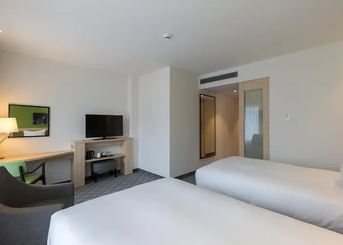  Hampton By Hilton Antwerp Central Station
