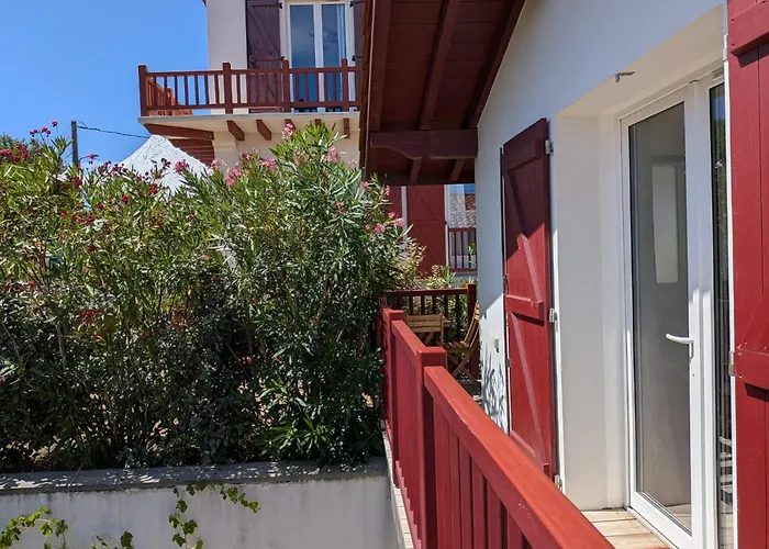 Biarritz appartement 2 adultes, 2 enfants à proximité immédiate des plages et des commerces