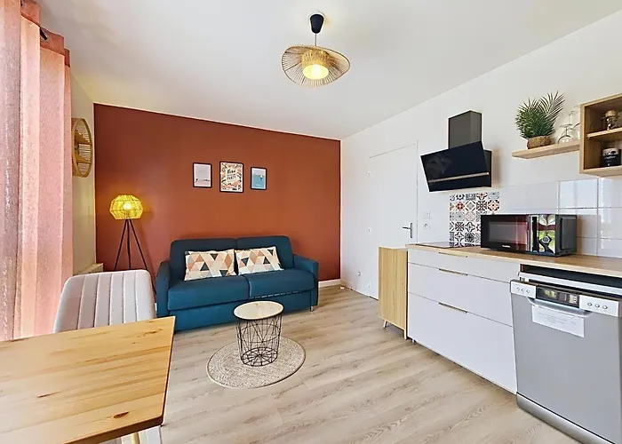 L'Escale, Studio Avec Piscine, Entre Eurexpo Et Le Groupama Stadium