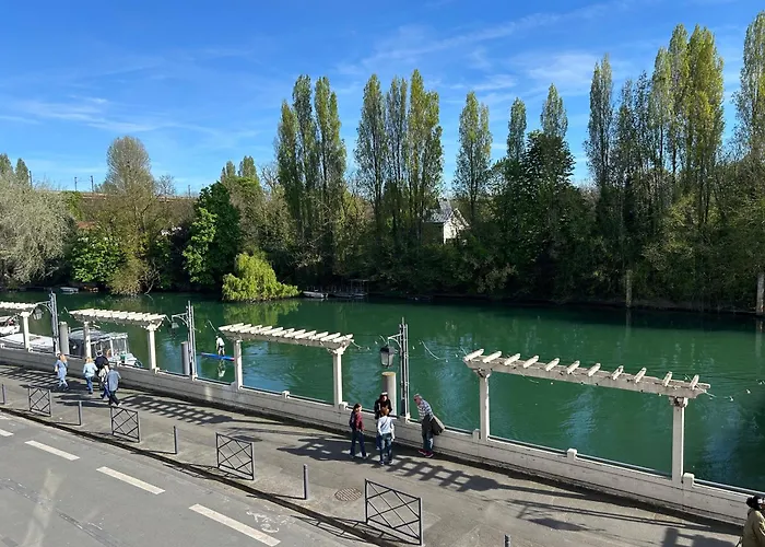 Studio Cozy, Clim & Netflix, Quai De Marne