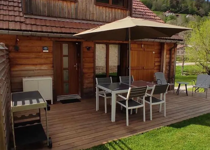 Valley Lodge