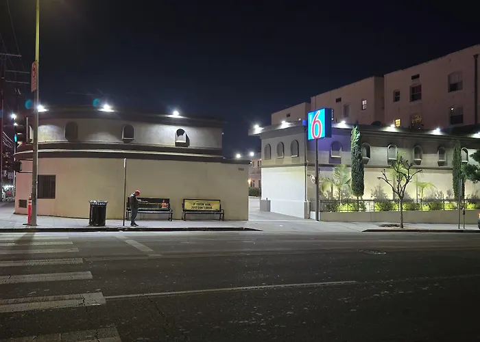 Motel 6 Los Angeles, Ca - Downtown