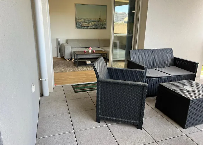 Appartement 2 chambres, Terrasse, Parking gratuit, Métro 13, Paris