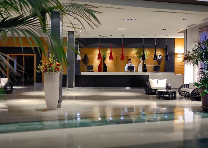 Hôtel pour familles: Elba Carlota Beach & Golf Resort