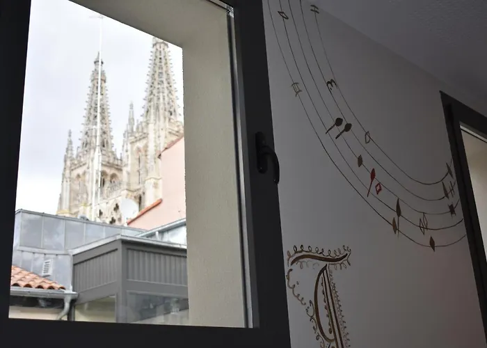 Apartamentos Turisticos Pueri Cantores