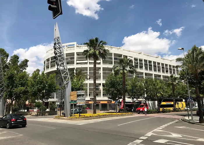 Costa Dorada Apartments