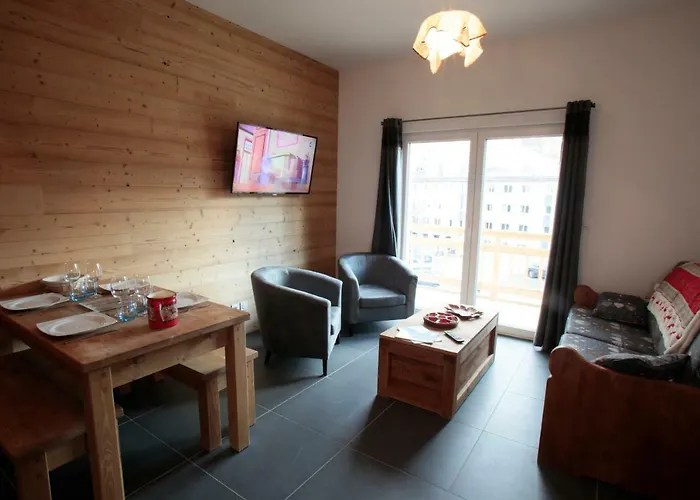 Les Chalets Du Grand Galibier