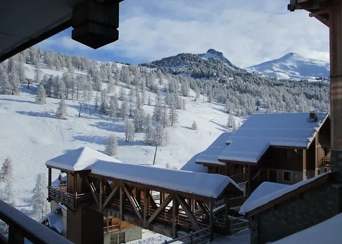Duplex Familial à Vars, Chalets des Rennes